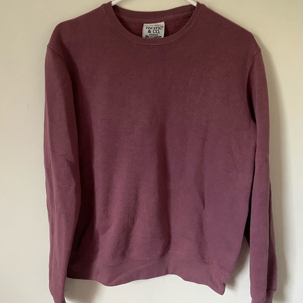 Pacific & Co Classic Sweatshirt